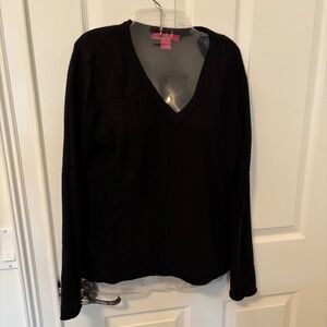 Women’s black Cashmere Cache medium V neck sweater.
